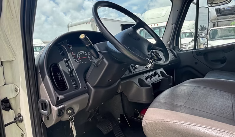 
								2020 Freightliner M2106 SA 18′ SHRED-TECH Shredder Truck Cummins AT full									